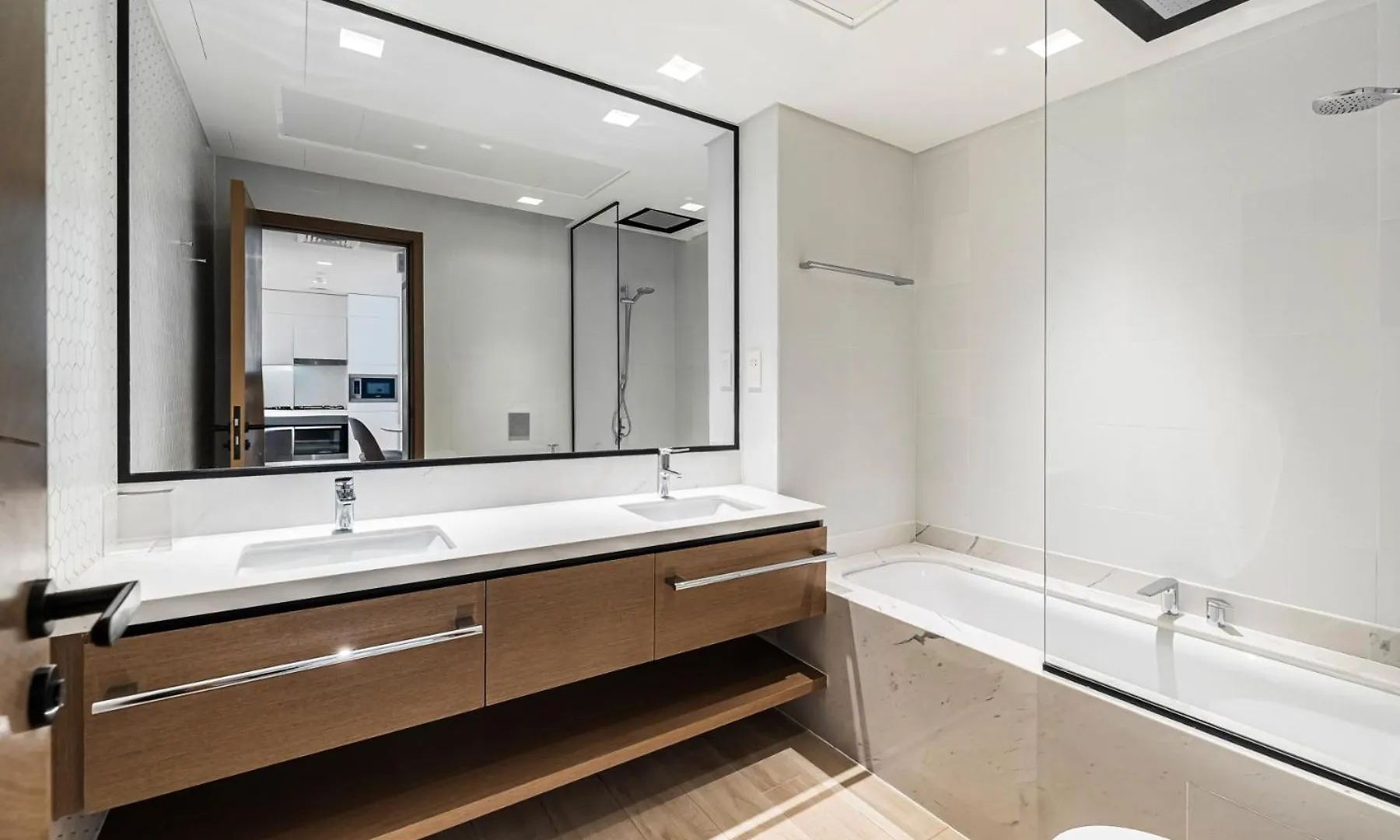 Modern Stay 1Br Palace Residence Creek Harbour Dubai Apartment