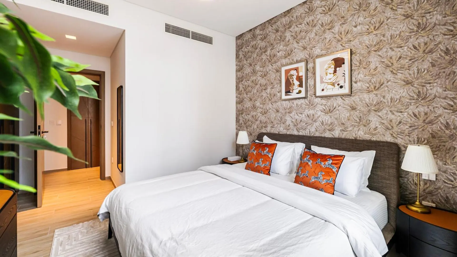 Modern Stay 1Br Palace Residence Creek Harbour Dubai Apartment
