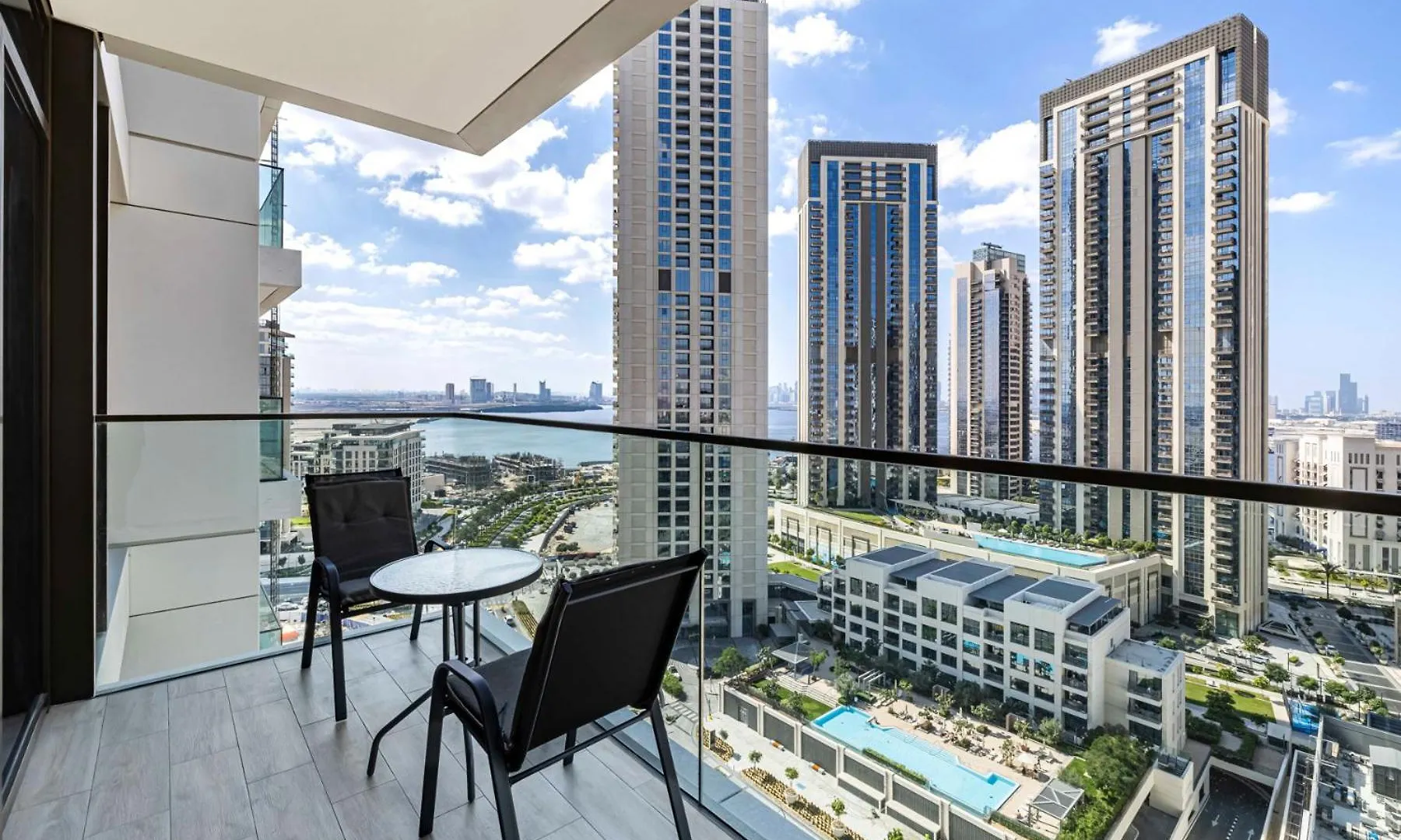 Apartment Modern Stay 1Br Palace Residence Creek Harbour Dubai United Arab Emirates